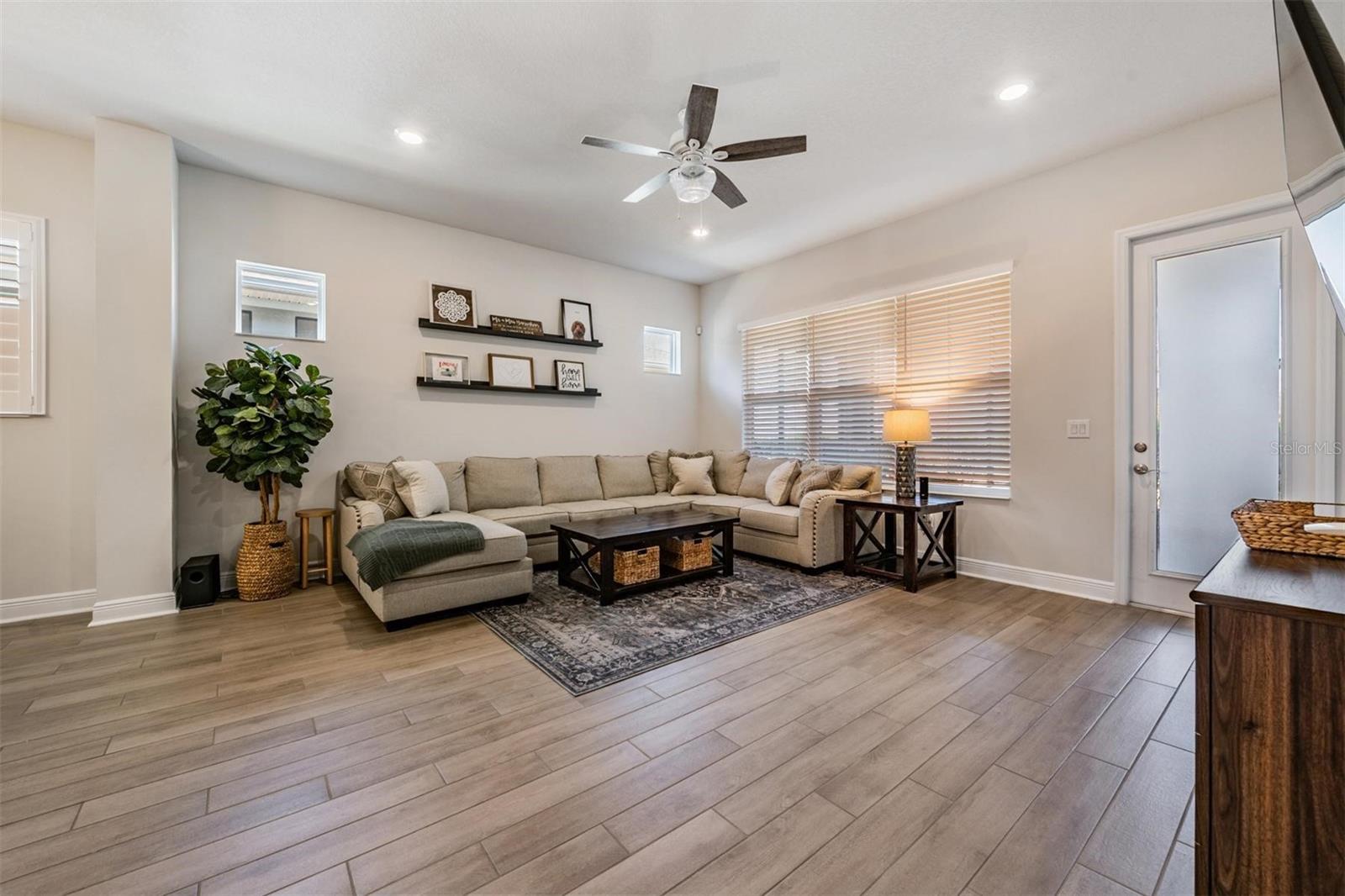 Image 19 of 47 For 4374 Broad Porch Run