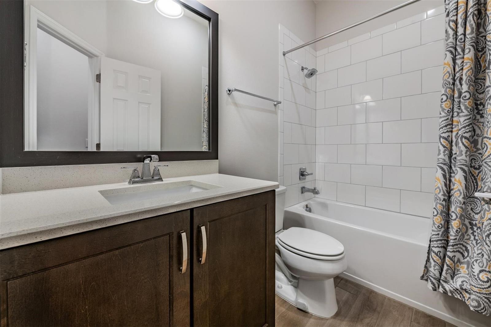 Image 34 of 47 For 4374 Broad Porch Run