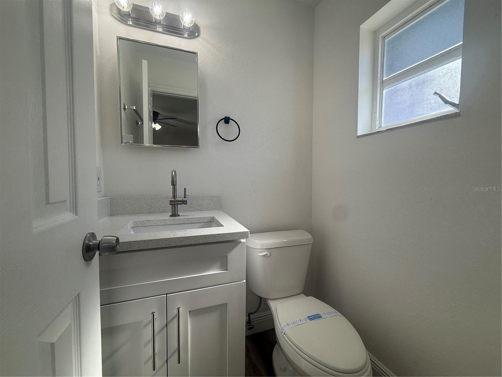 Image 14 of 16 For 1244 London Avenue 1244