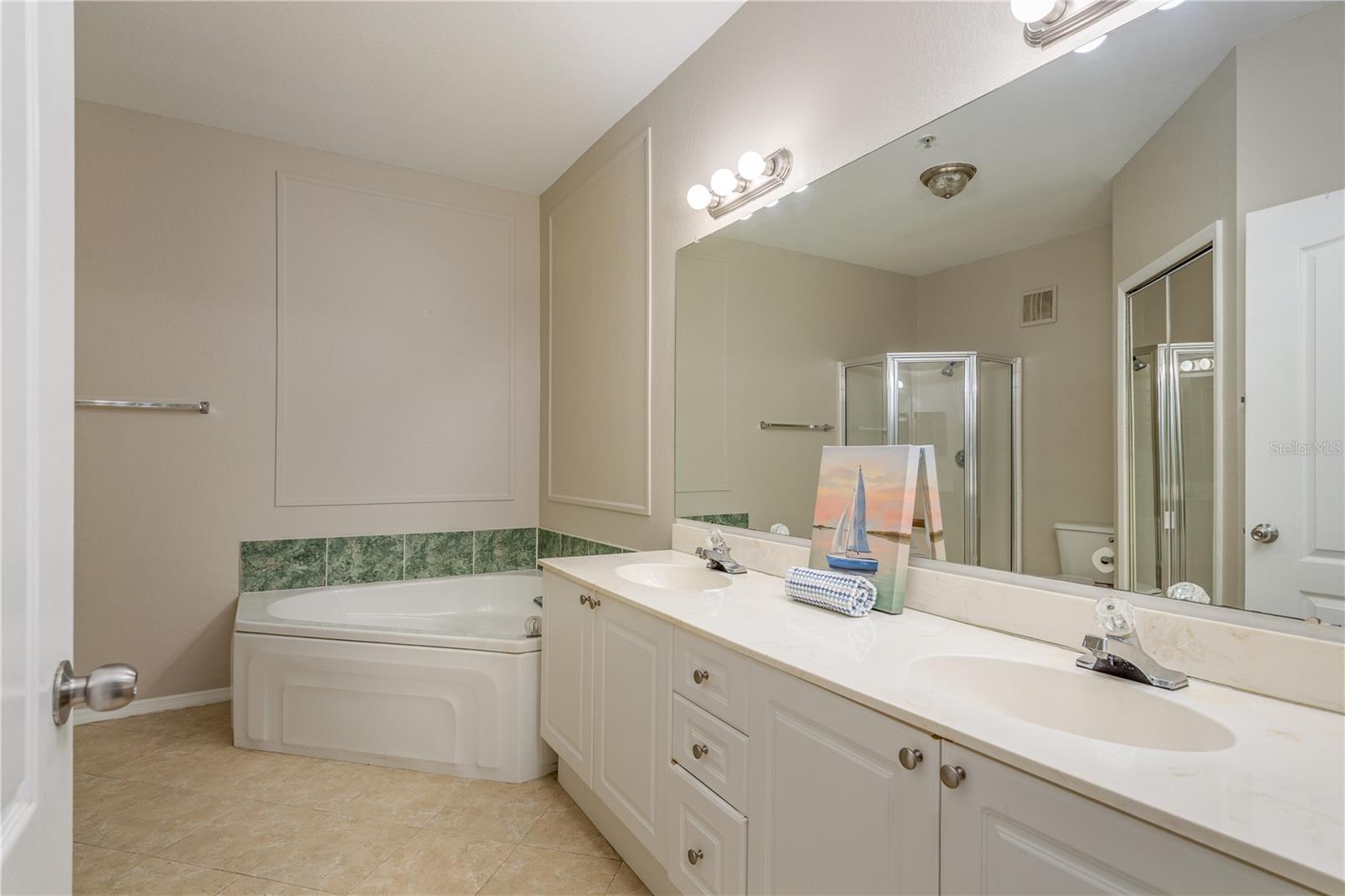 Image 18 of 55 For 2730 Via Tivoli  320b