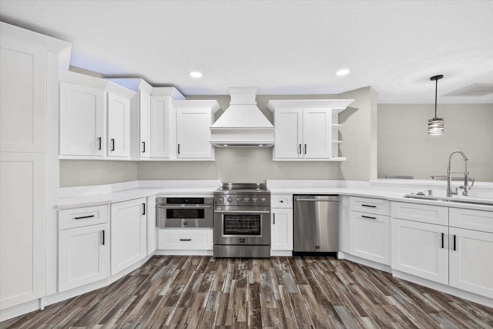 Image 13 of 96 For 4111 Marine Parkway