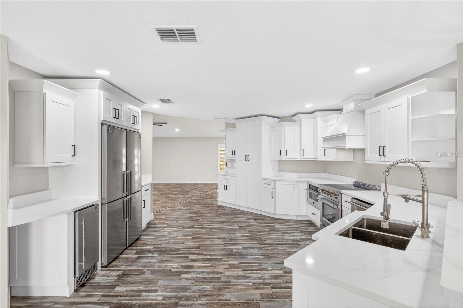 Image 25 of 96 For 4111 Marine Parkway