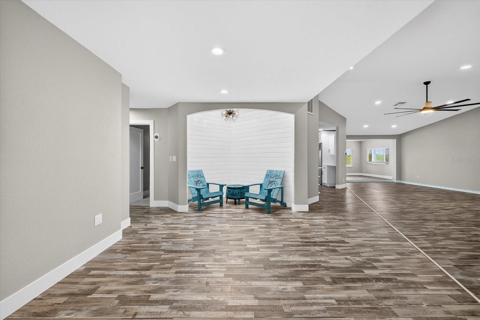 Image 3 of 96 For 4111 Marine Parkway