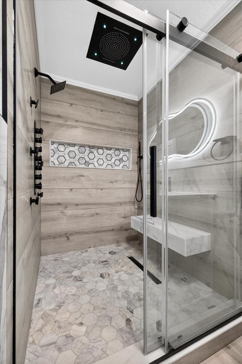 Image 41 of 96 For 4111 Marine Parkway