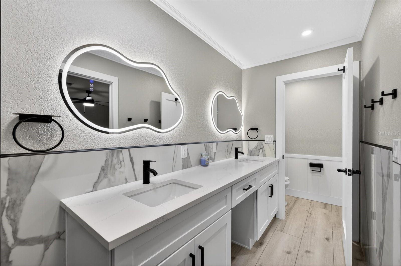 Image 47 of 96 For 4111 Marine Parkway