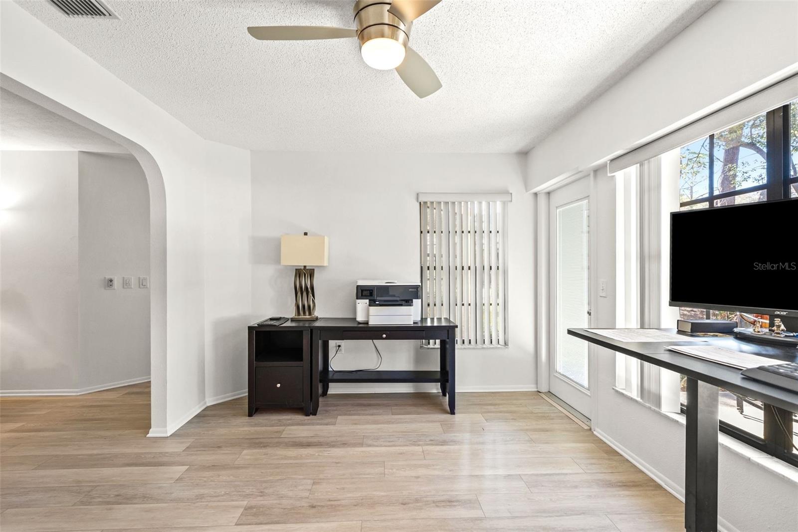 Image 11 of 64 For 6665 Water Oak Court