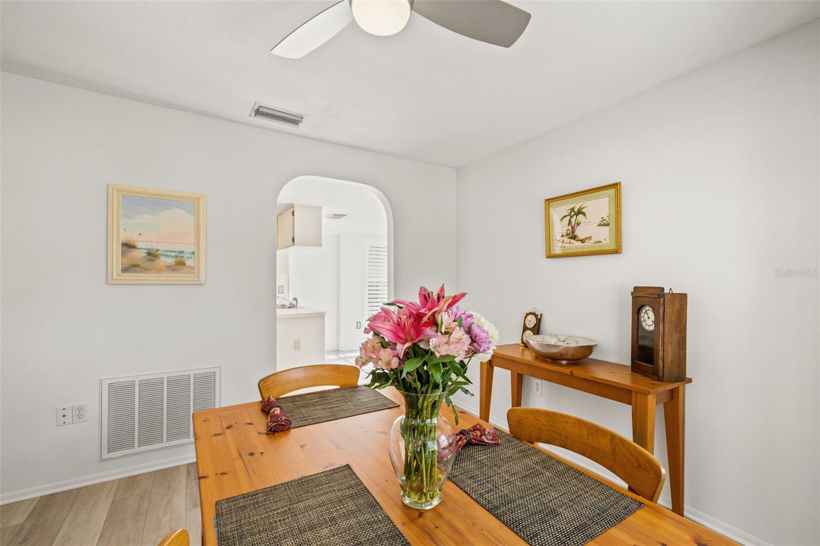 Image 21 of 64 For 6665 Water Oak Court