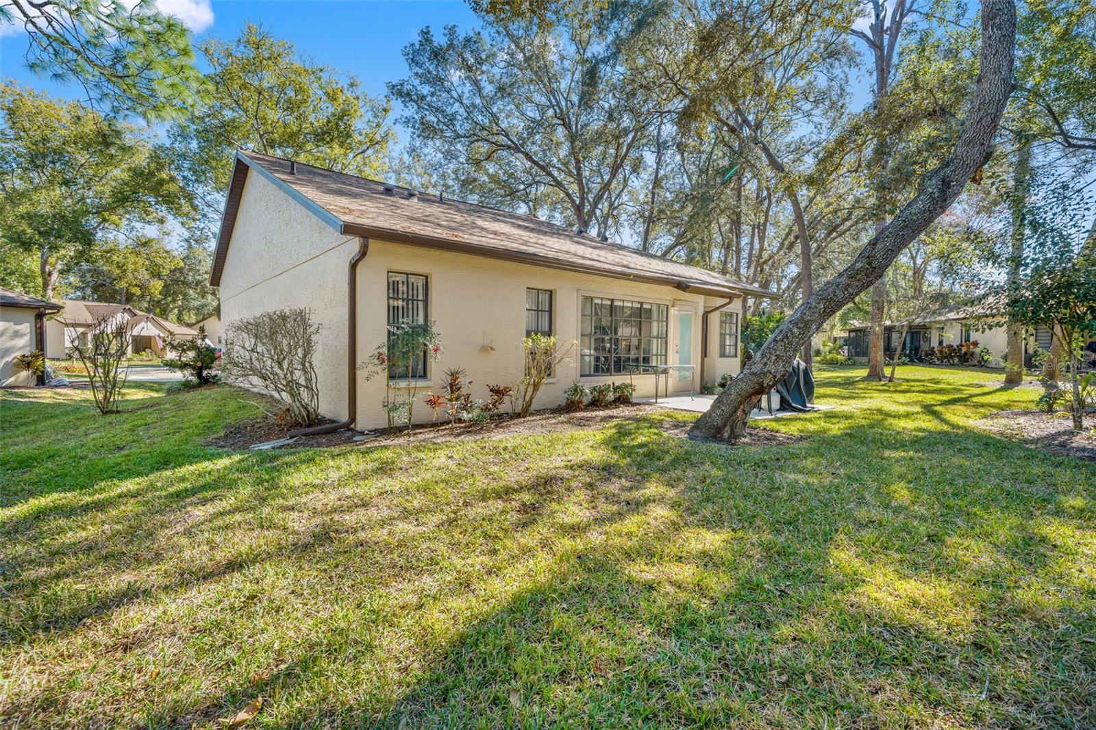 Image 37 of 64 For 6665 Water Oak Court