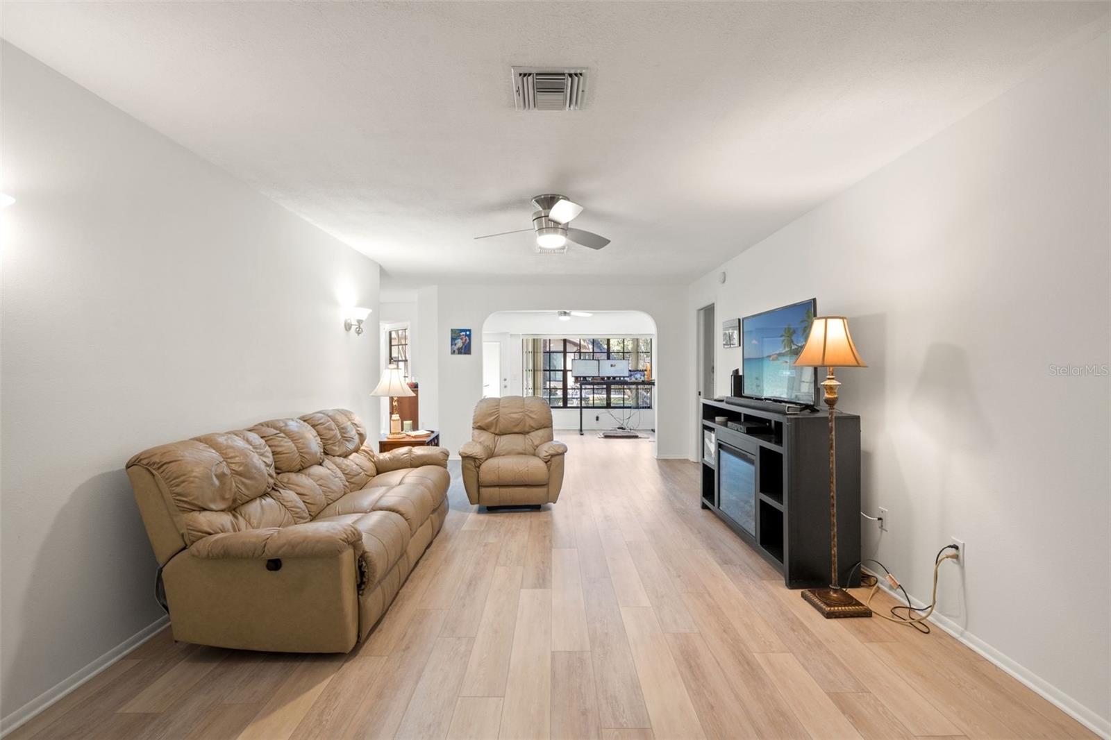 Image 9 of 64 For 6665 Water Oak Court