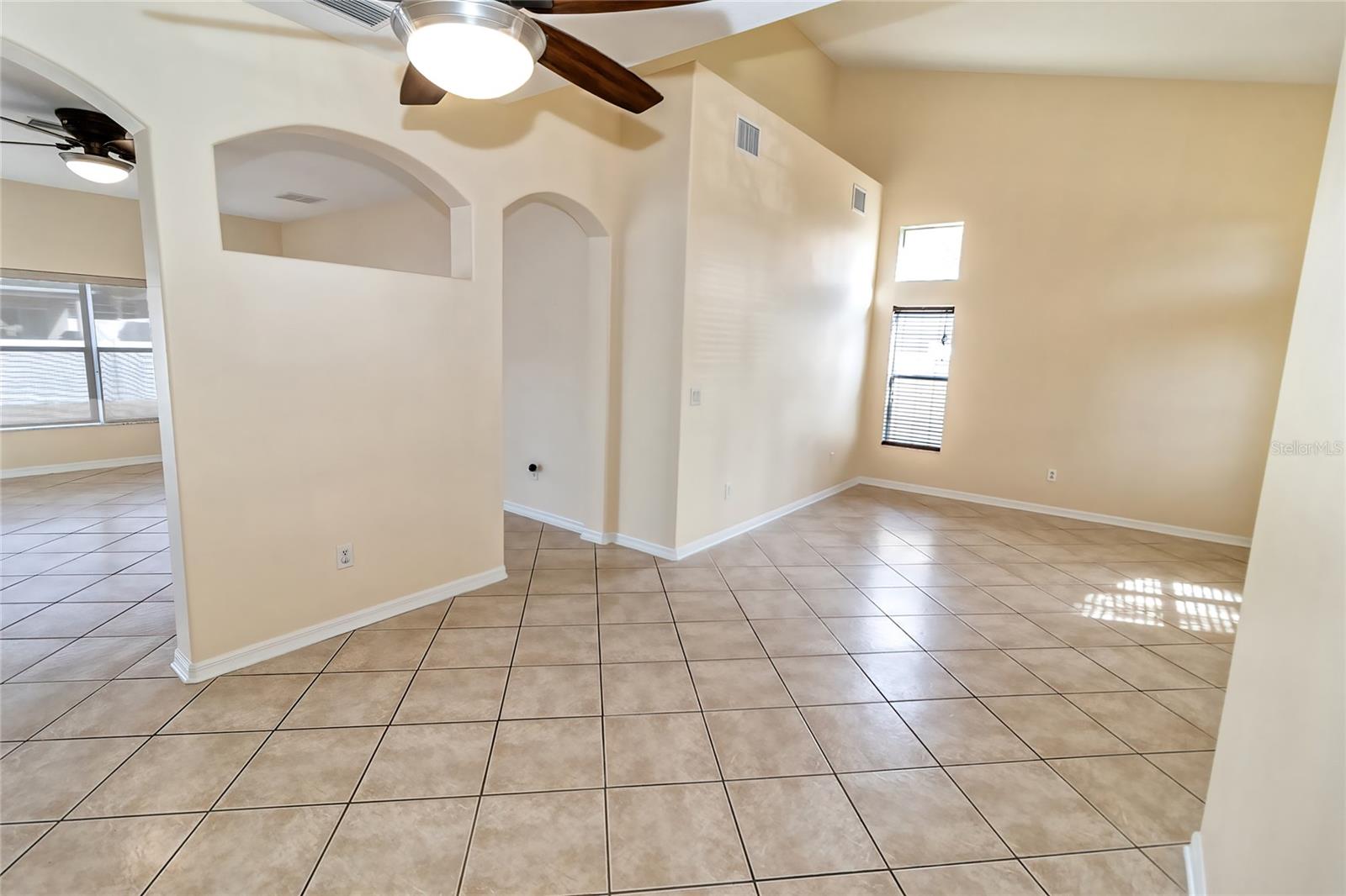 Image 11 of 96 For 11108 Belle Haven Drive