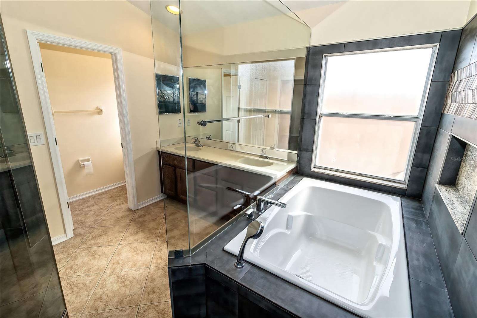 Image 52 of 96 For 11108 Belle Haven Drive