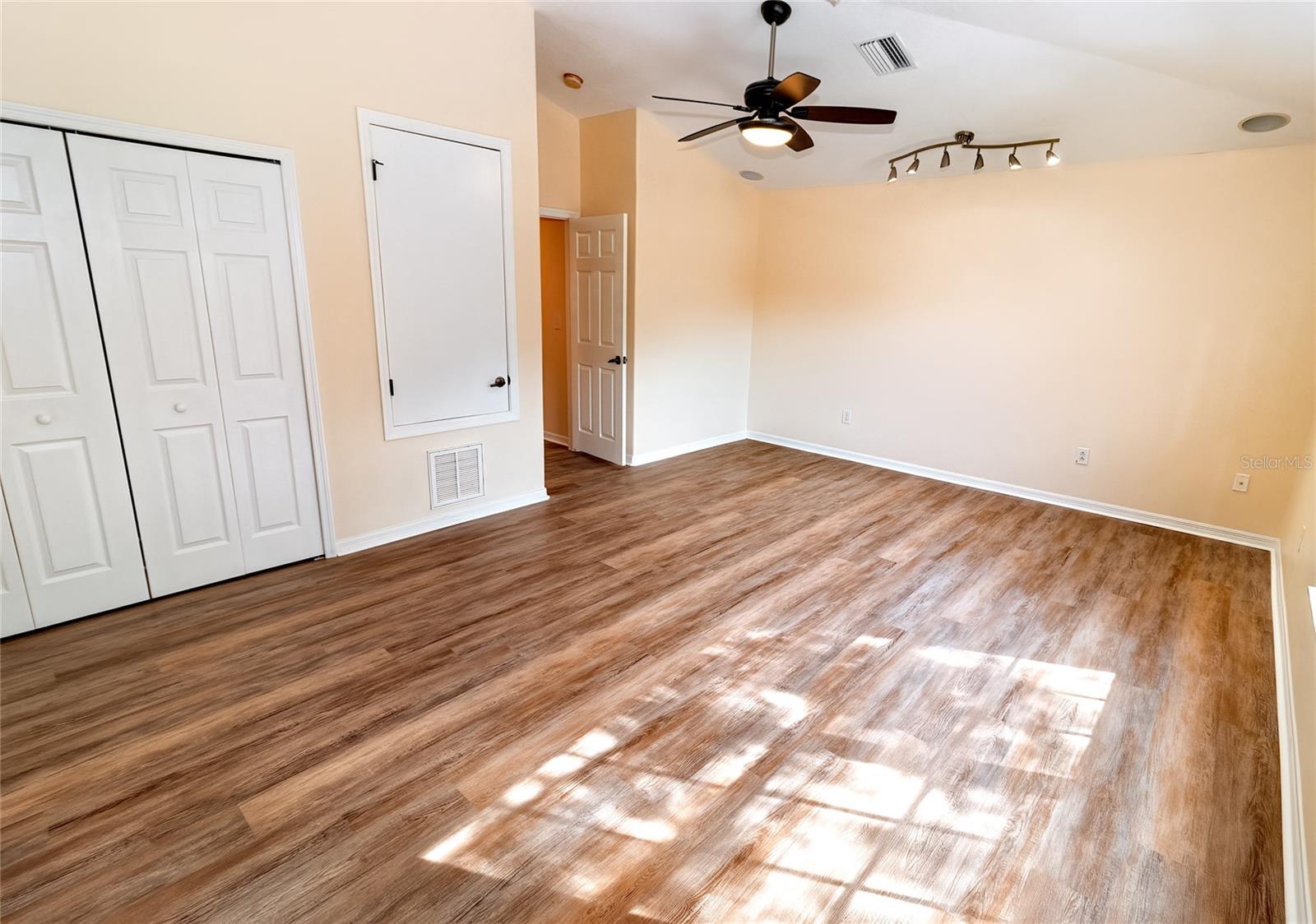 Image 57 of 96 For 11108 Belle Haven Drive