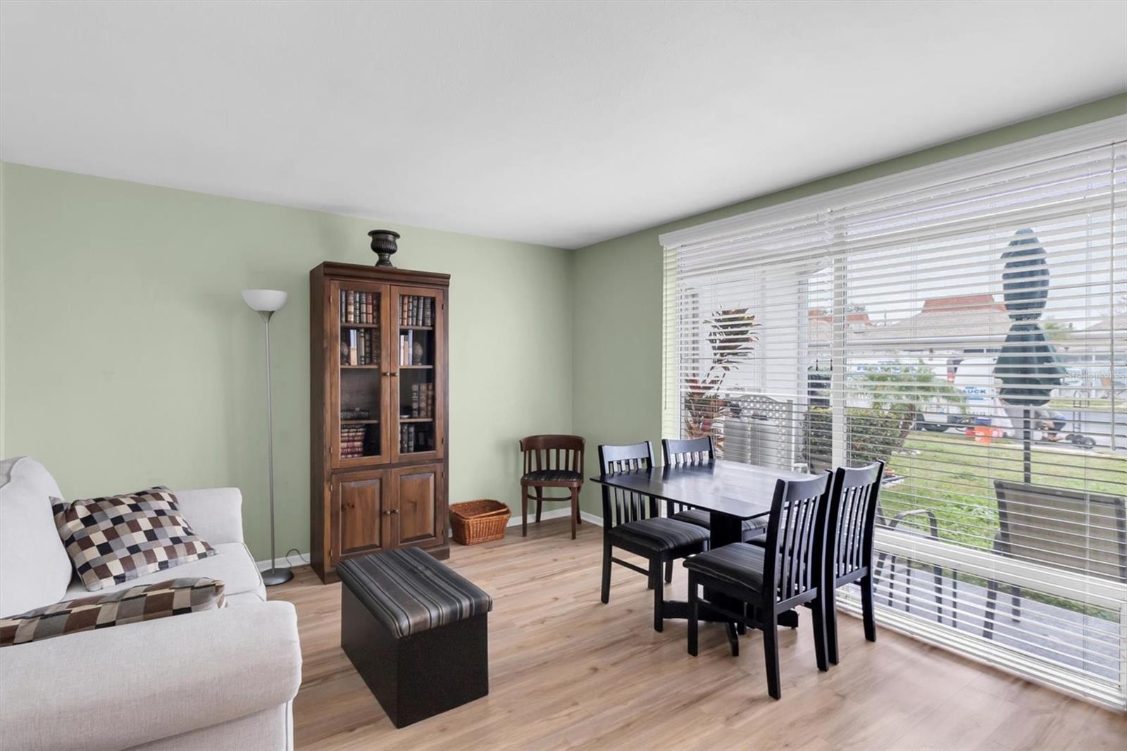 Image 4 of 38 For 4352 Tahitian Gardens Circle F