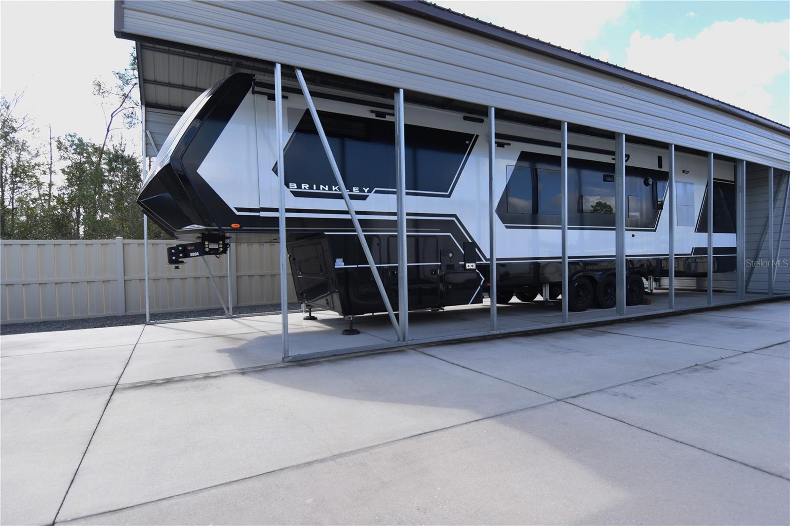 Listing photo id 43 for 6271 Nodoc Road