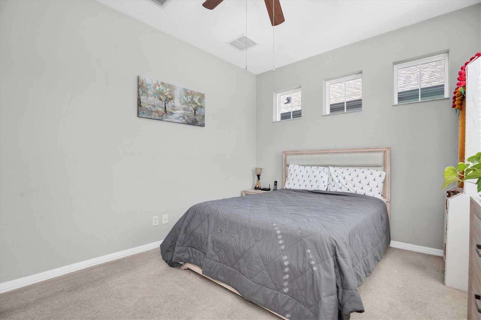 Image 29 of 48 For 3833 Villamore Lane