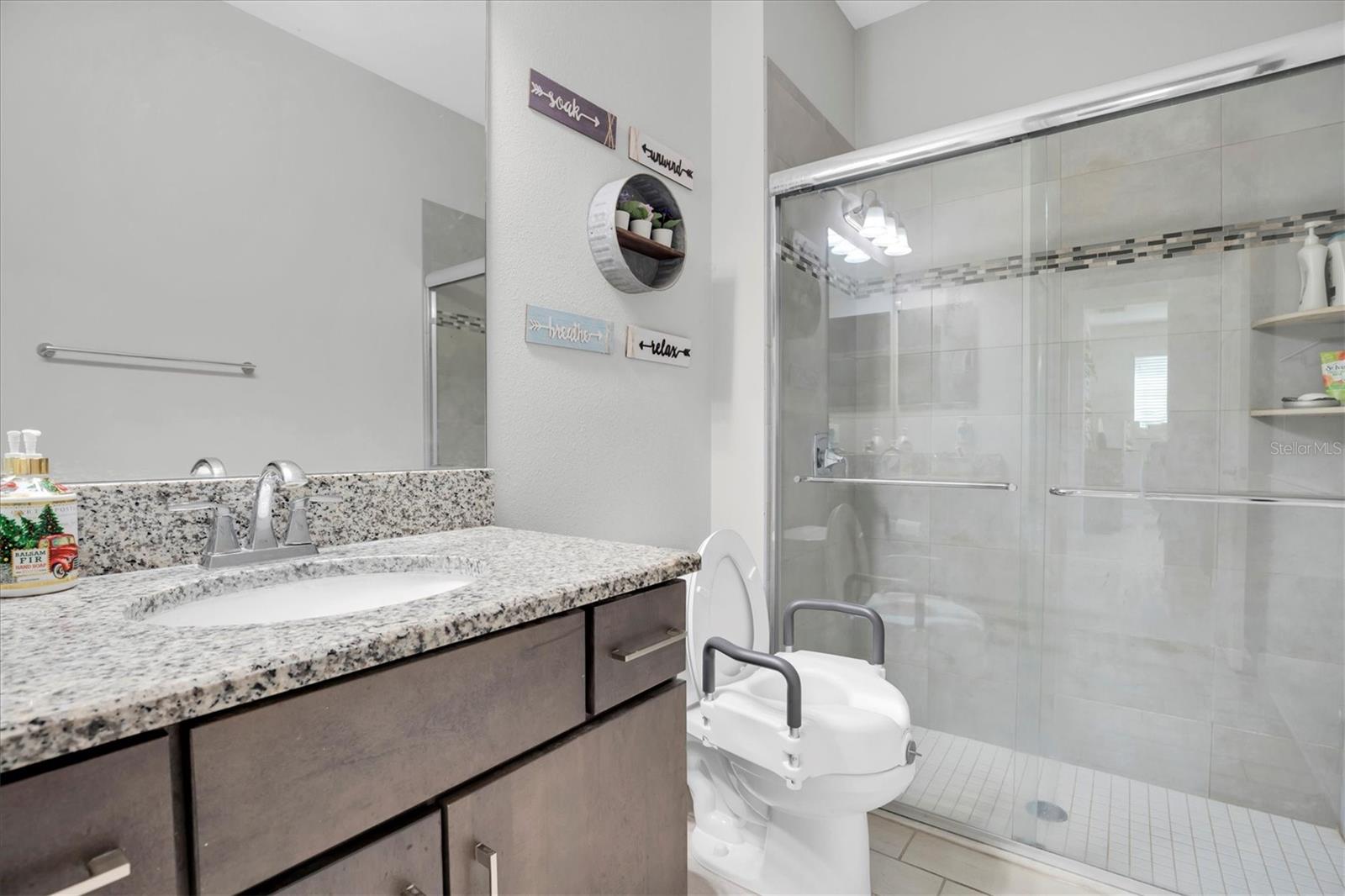 Image 30 of 48 For 3833 Villamore Lane