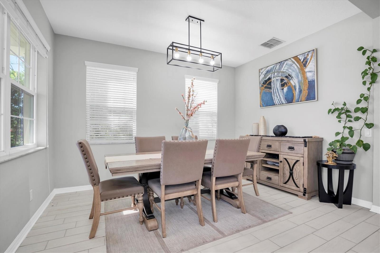 Image 31 of 48 For 3833 Villamore Lane