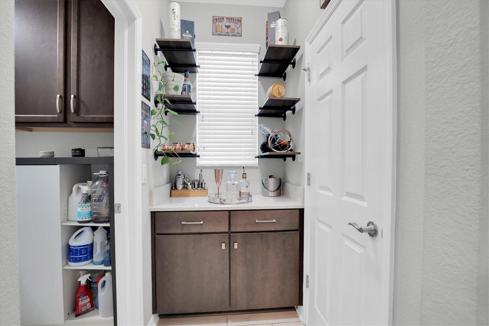 Image 9 of 48 For 3833 Villamore Lane