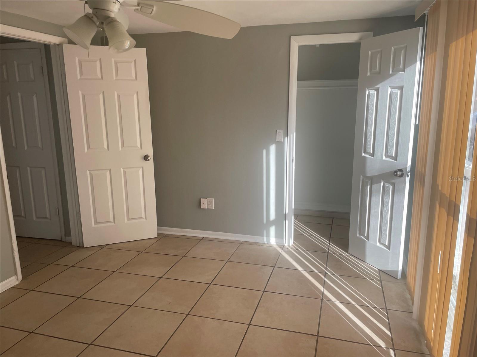 Image 14 of 21 For 4037 Claremont Drive