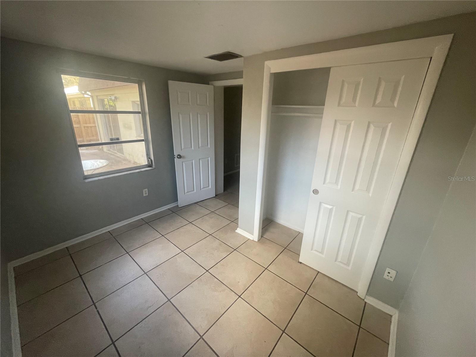 Image 16 of 21 For 4037 Claremont Drive