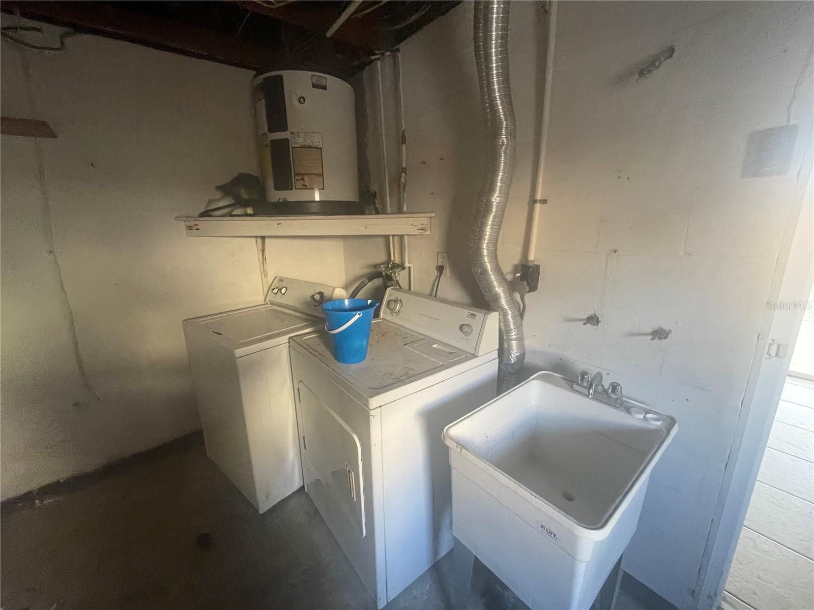 Image 21 of 21 For 4037 Claremont Drive