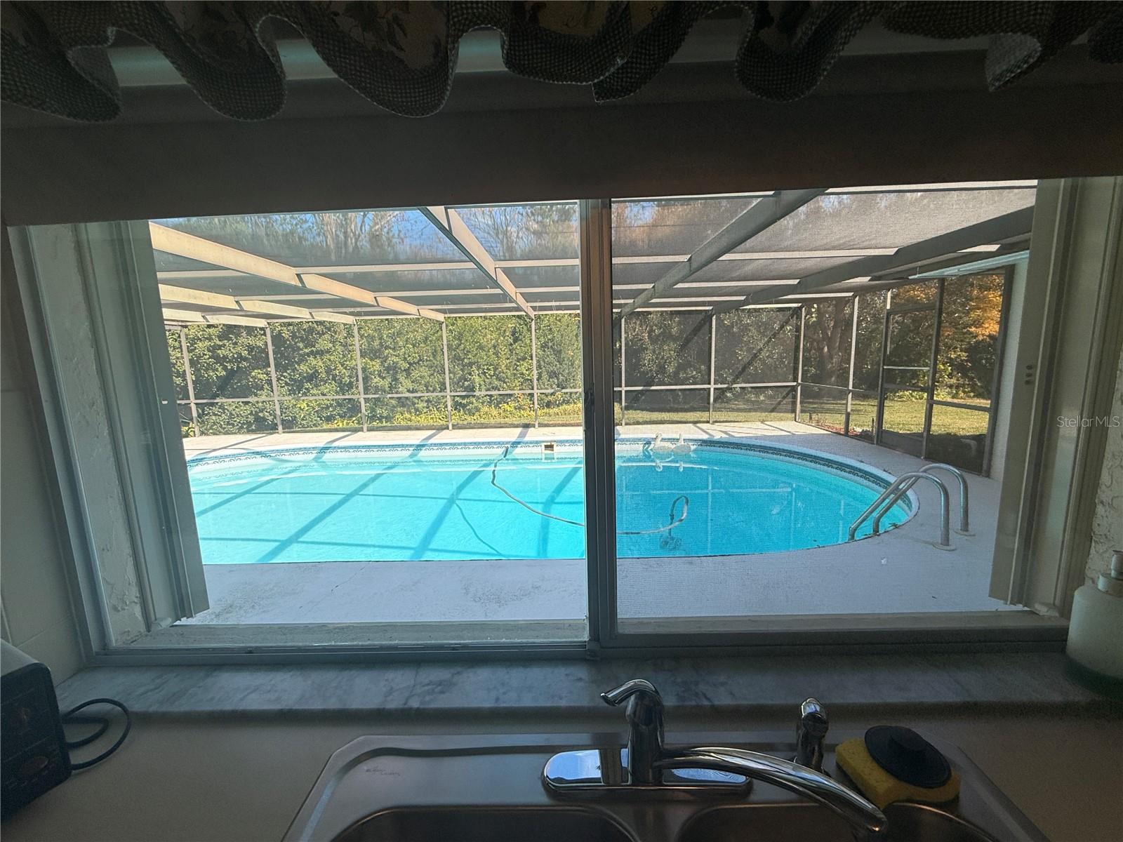 Image 30 of 41 For 12808 Pinebrook Lane