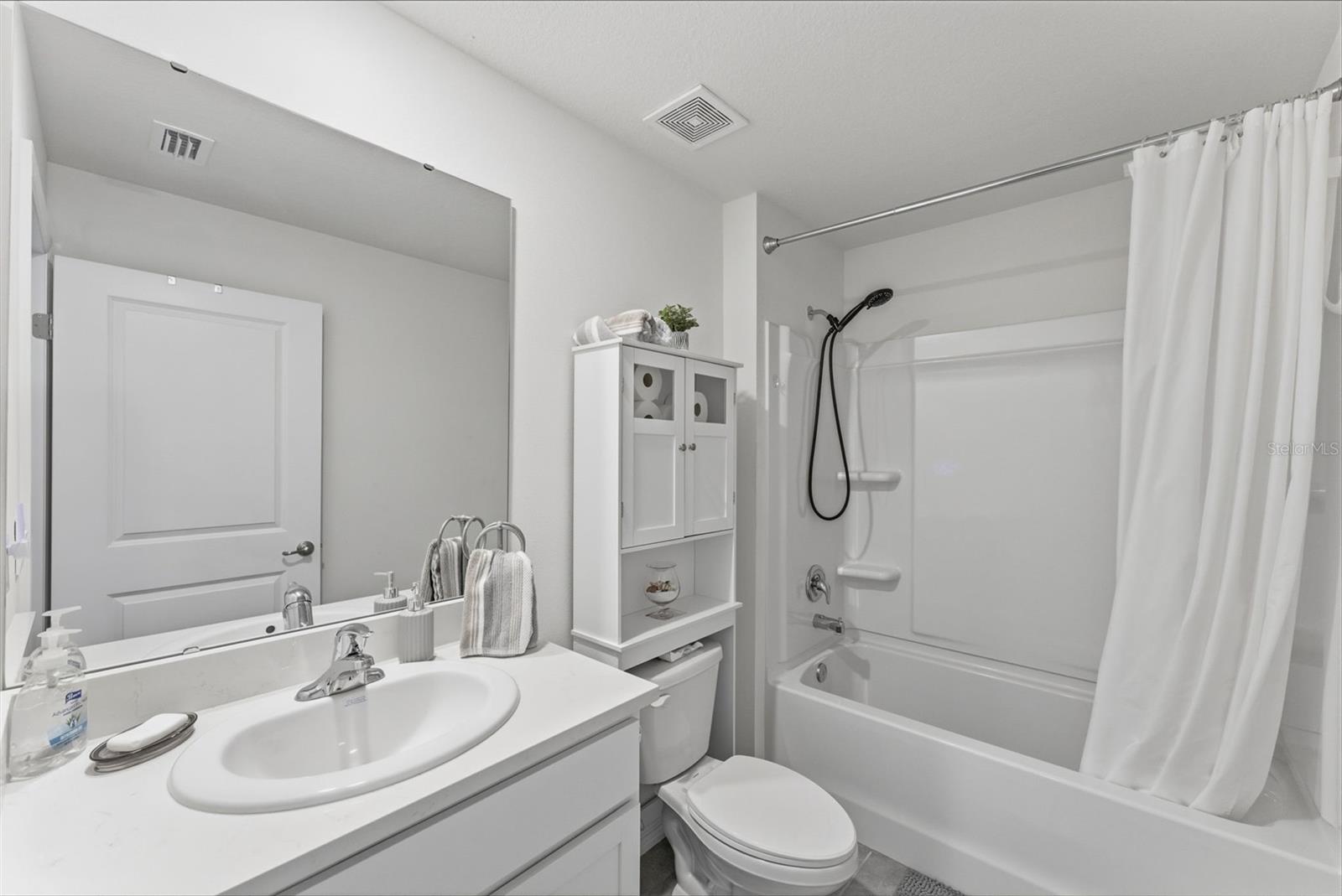 Image 12 of 37 For 3223 Evenmore Way