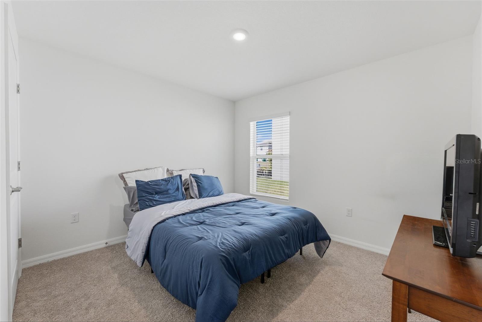 Image 13 of 37 For 3223 Evenmore Way