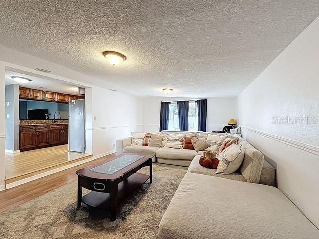 Image 10 of 32 For 6606 West Chelsea Street