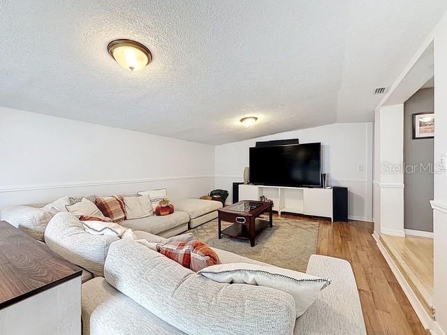 Image 12 of 32 For 6606 West Chelsea Street