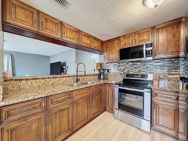 Image 2 of 32 For 6606 West Chelsea Street