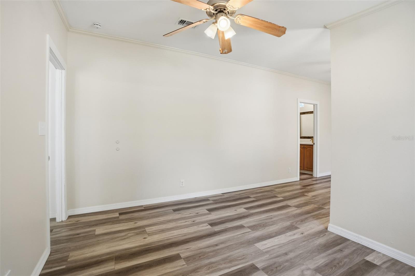 Image 36 of 55 For 3315 Southwest Boulevard