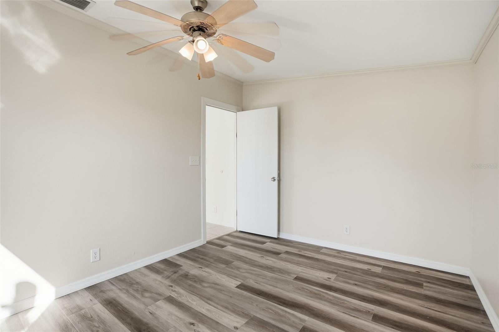 Image 38 of 55 For 3315 Southwest Boulevard