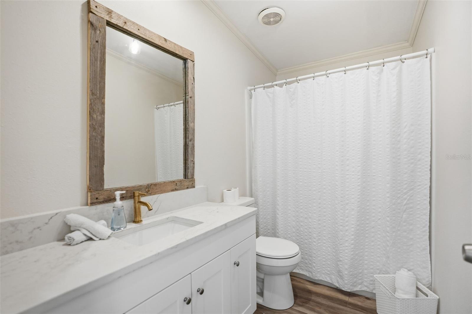 Image 6 of 55 For 3315 Southwest Boulevard