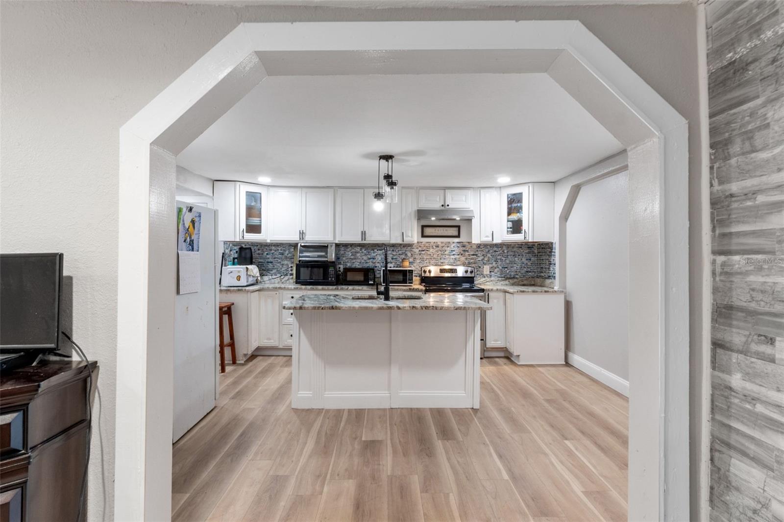 Image 10 of 33 For 19222 Fort Dade Avenue