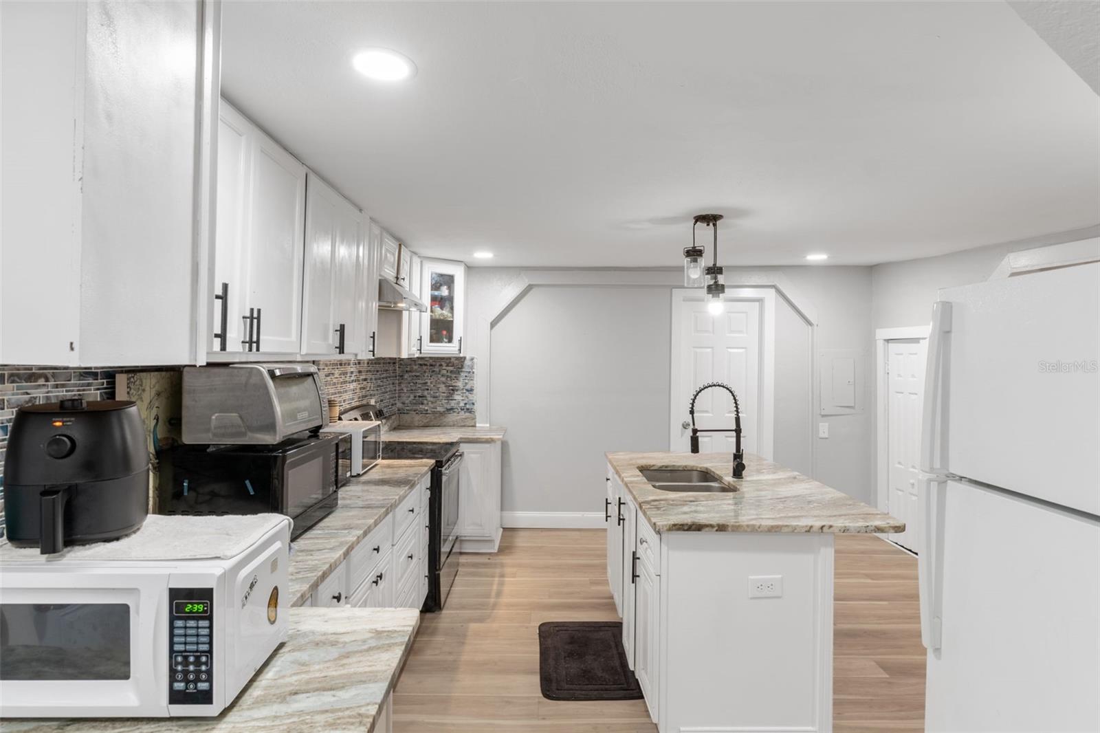 Image 13 of 33 For 19222 Fort Dade Avenue