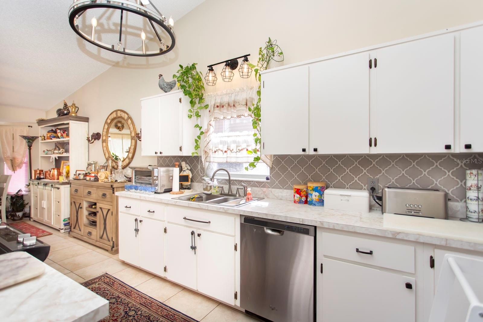 Image 9 of 25 For 13036 Pinnacle Lane