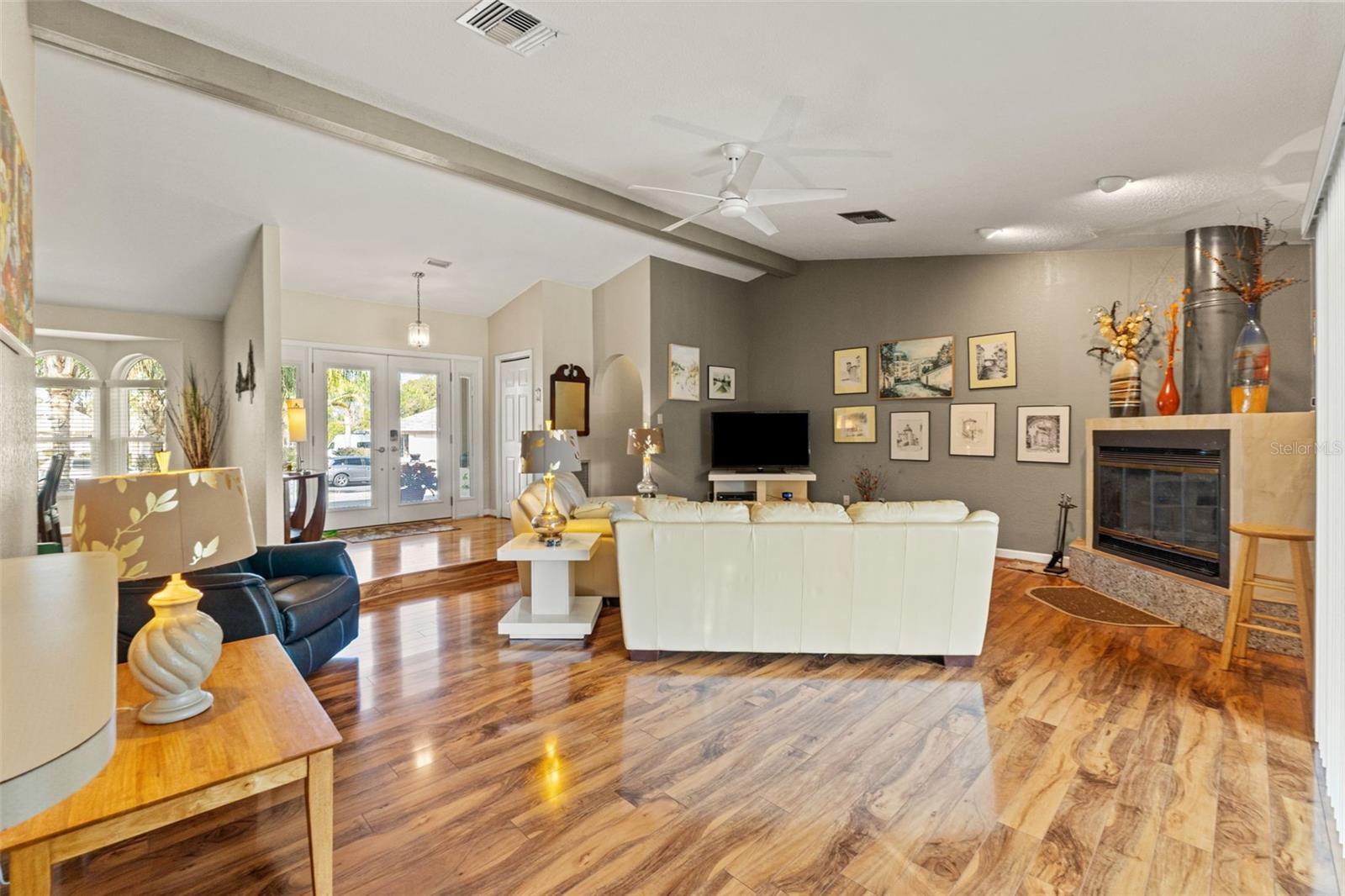 Image 16 of 54 For 206 Rusk Circle