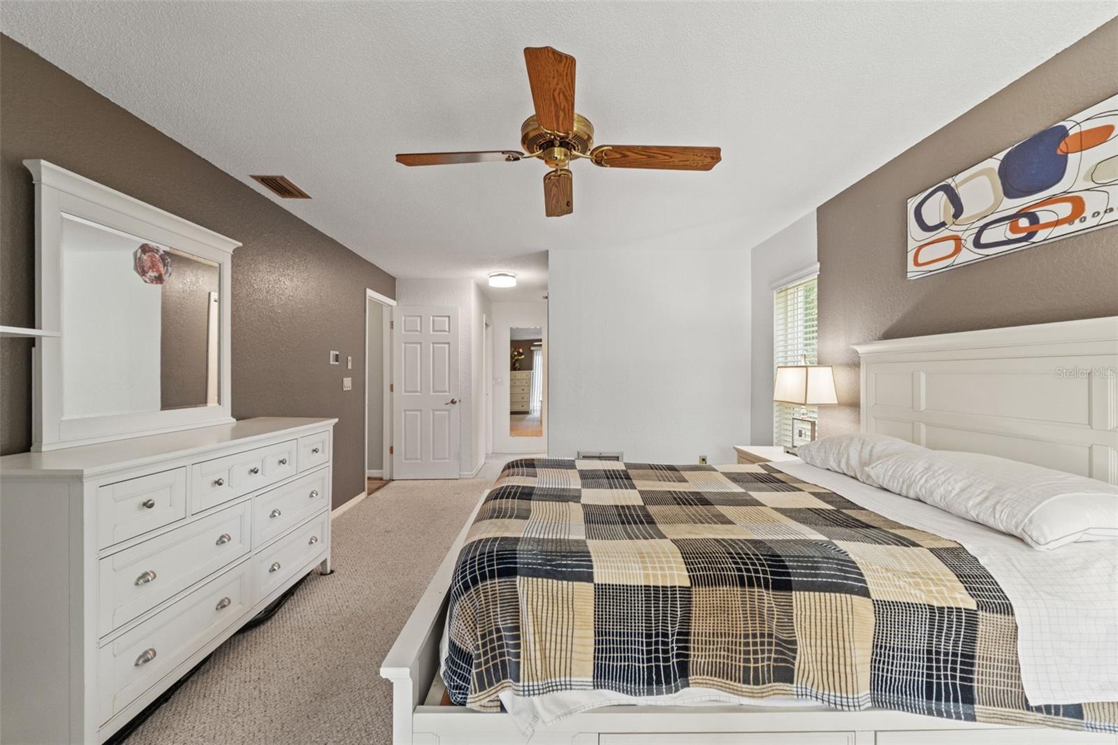 Image 24 of 54 For 206 Rusk Circle