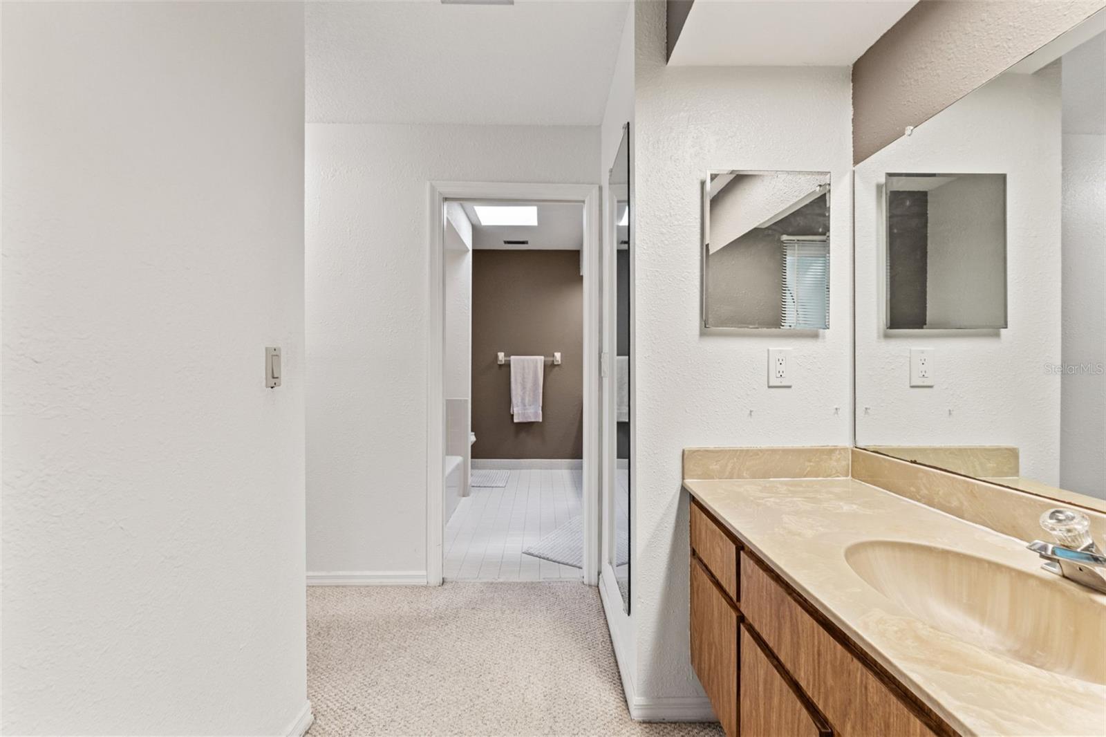 Image 26 of 54 For 206 Rusk Circle