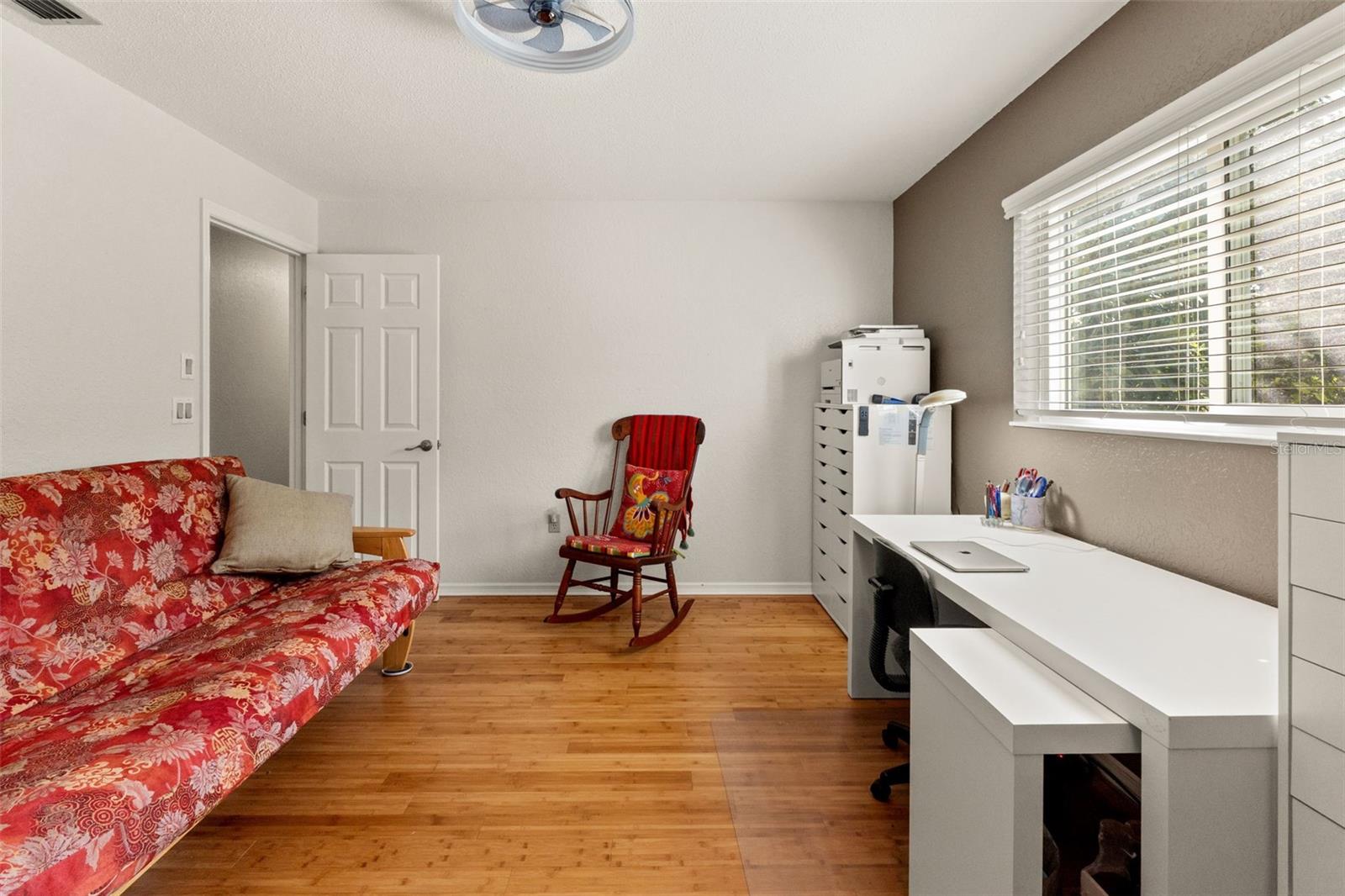 Image 37 of 54 For 206 Rusk Circle