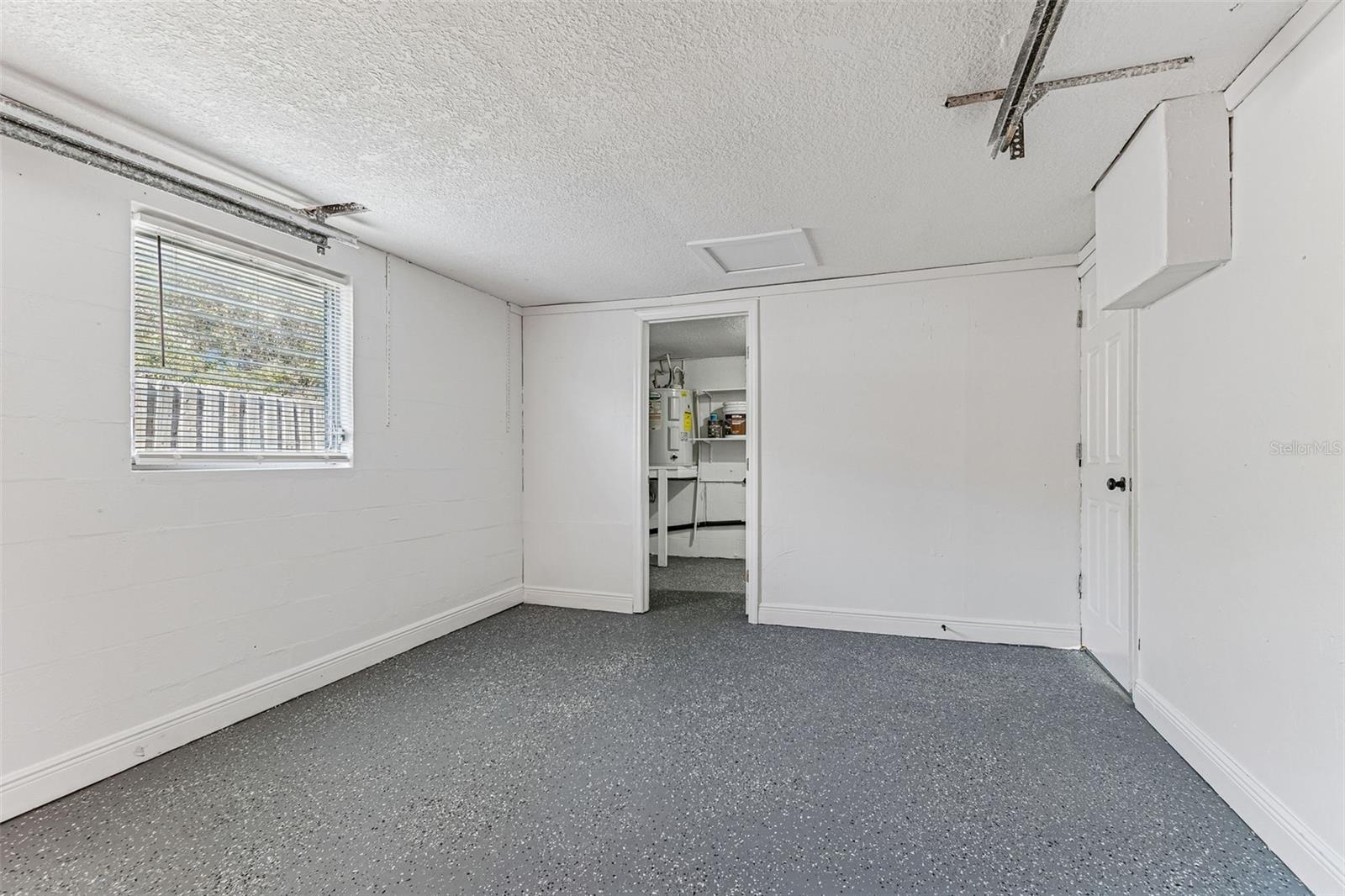 Image 24 of 27 For 4615 Irene Loop