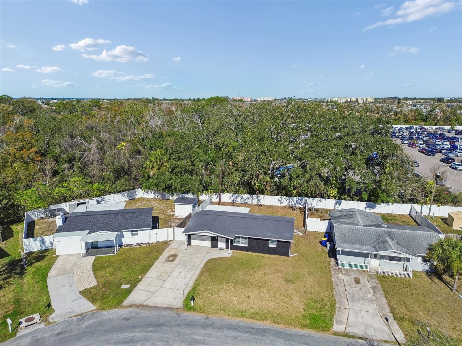 Image 26 of 27 For 4615 Irene Loop