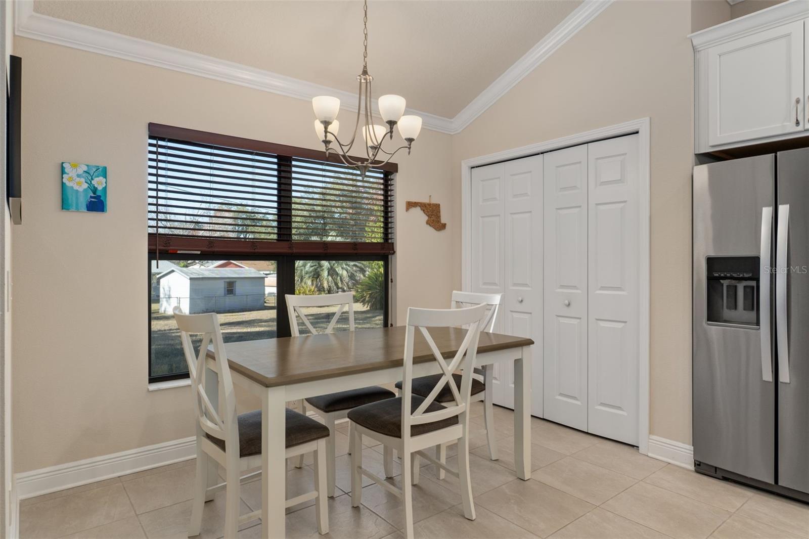 Image 17 of 48 For 2388 Brentwood Circle