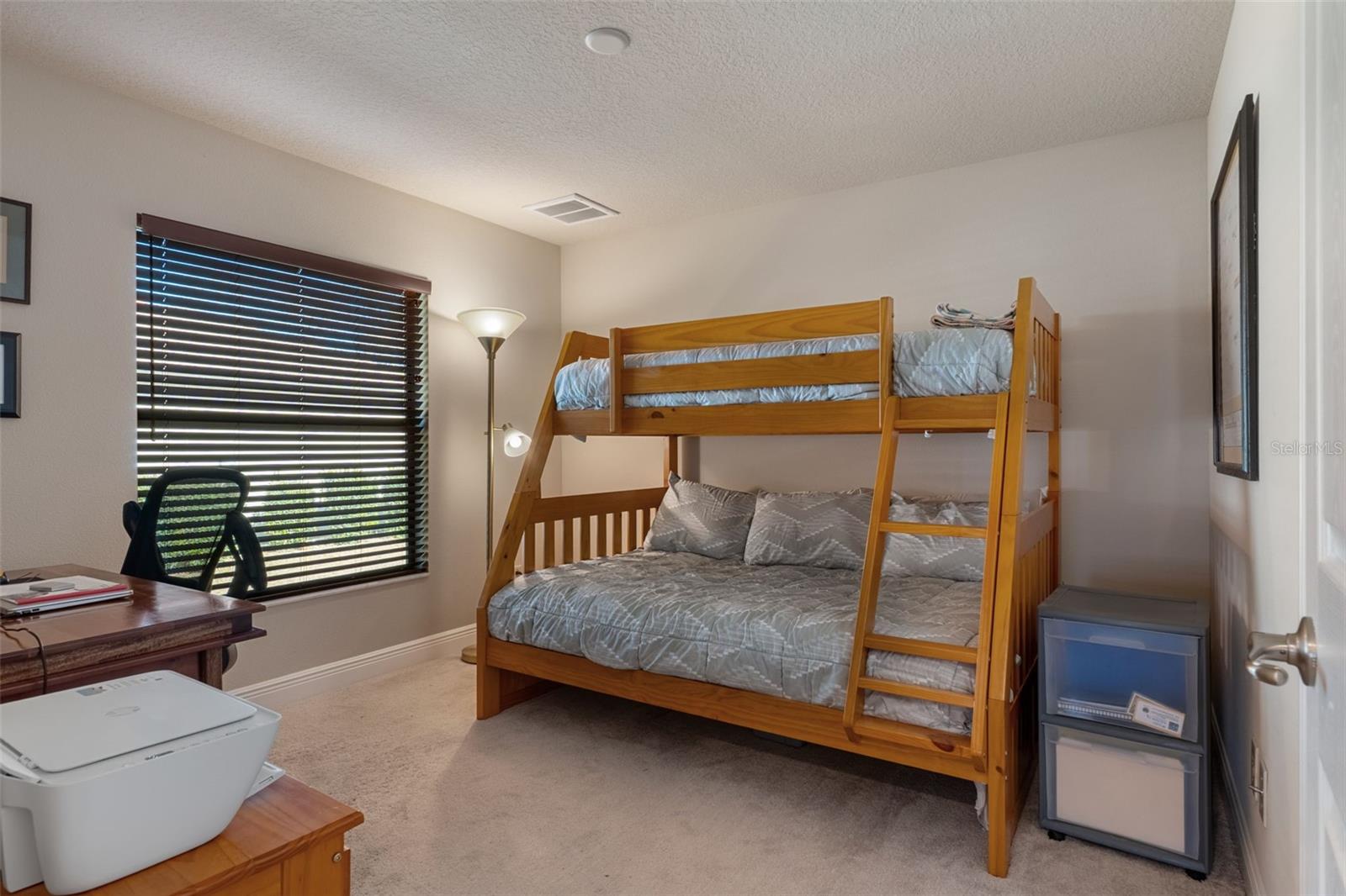 Image 32 of 48 For 2388 Brentwood Circle