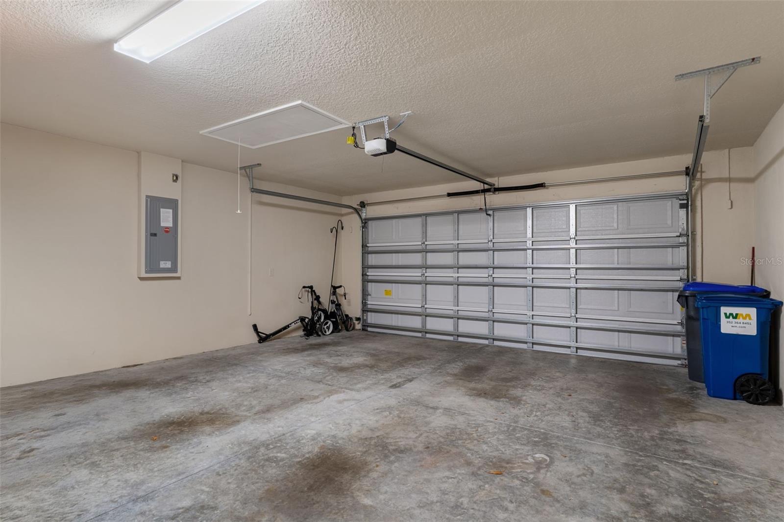 Image 38 of 48 For 2388 Brentwood Circle