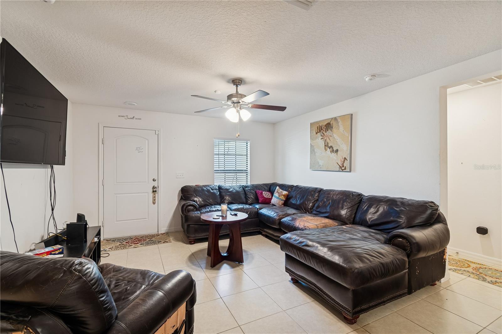 Image 19 of 41 For 6773 Redbay Drive