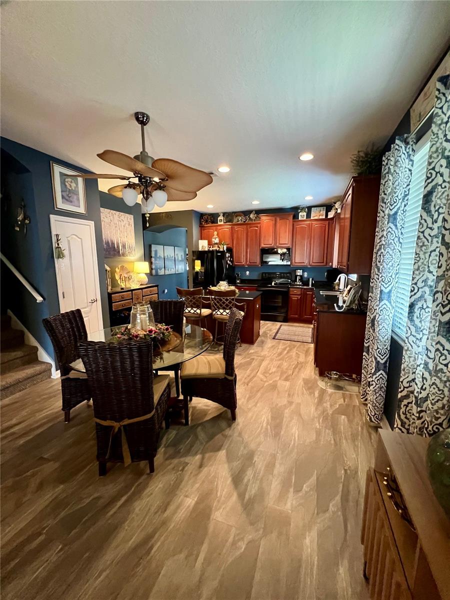 Image 11 of 91 For 13548 Old Florida Circle