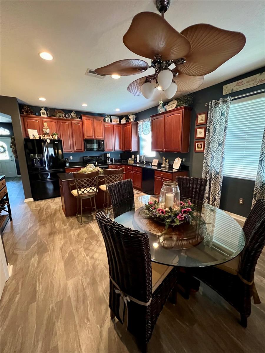 Image 14 of 91 For 13548 Old Florida Circle