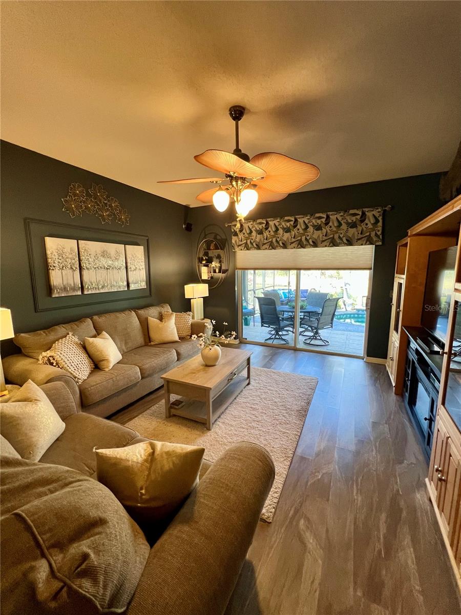 Image 15 of 91 For 13548 Old Florida Circle